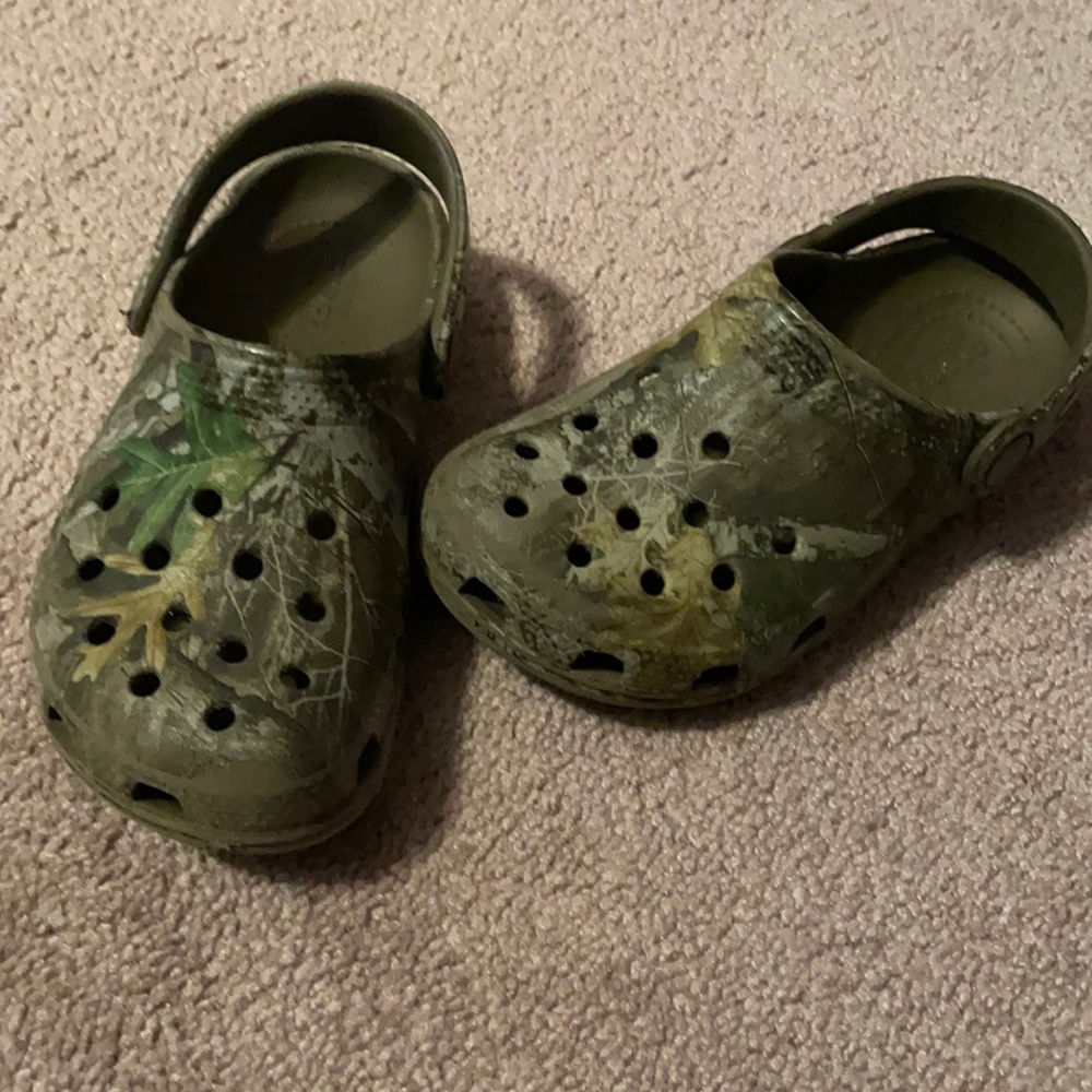 Crocs
